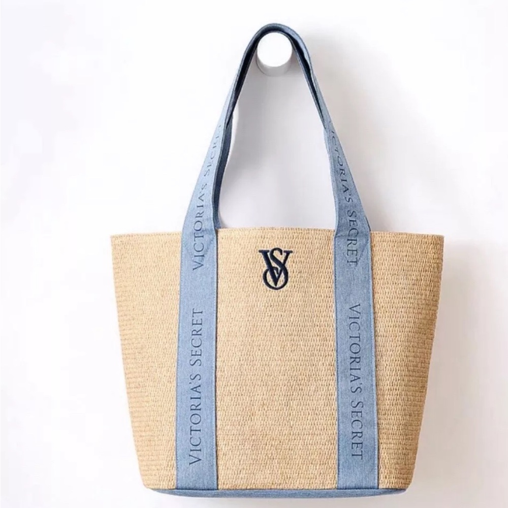 Victoria’s Secret straw tote NWT
